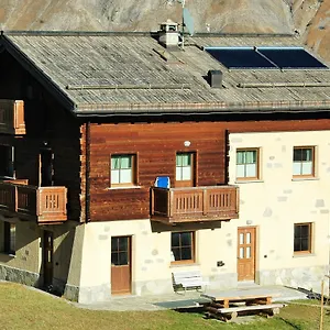  Appartement Chalet Li Baita Genny